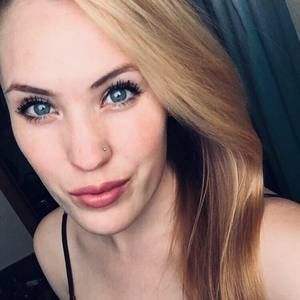 Meet your Posher, Heidi